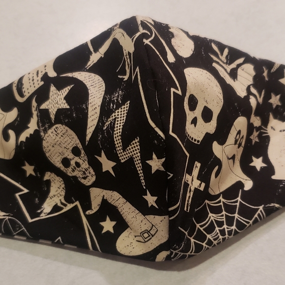 Face Mask Glow in the Dark Best Ear Loops!!! - Picture 5 of 7